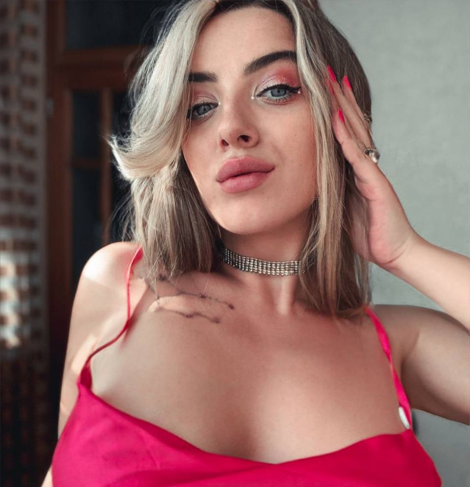 Amelia_Bliss